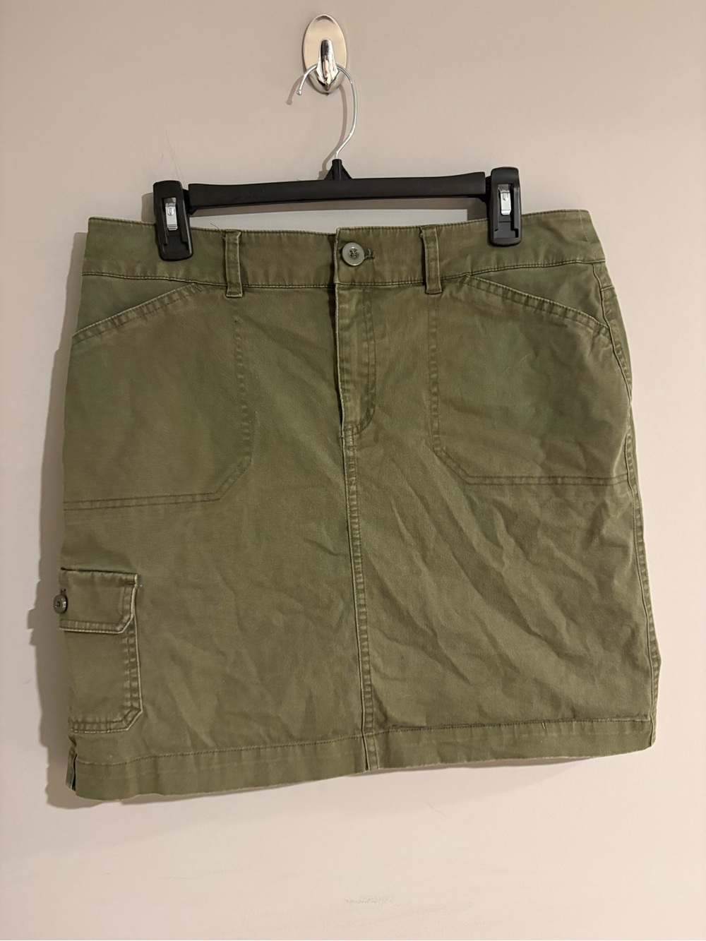 Christopher & Banks Olive Green Cargo Skort Women’s Size 8 Utility Pockets